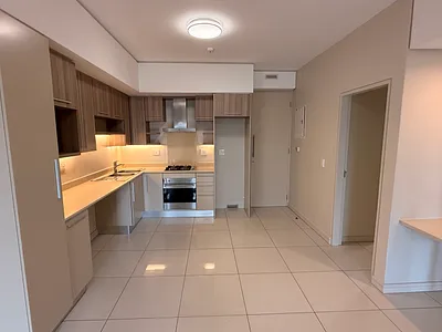 2 Bedroom Apartment For Sale in Johannesburg - mAyJ.webp