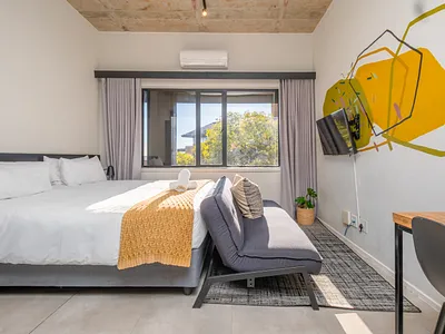 1 Bedroom Apartment For Sale in Sandton - ZVWa.webp