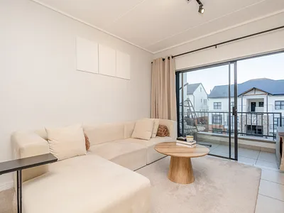 1 Bedroom Apartment For Sale in Sandton - b7KK.webp