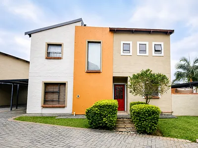 3 Bedroom Townhouse For Sale in Rustenburg - telb.webp
