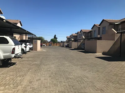 2 Bedroom Apartment For Sale in Alberton - 4WHN.webp
