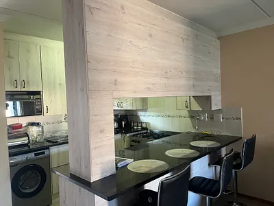 2 Bedroom Apartment For Sale in Alberton - 7d4f.webp