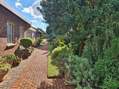 3 Bedroom Townhouse For Sale in Akasia - x4BL.webp