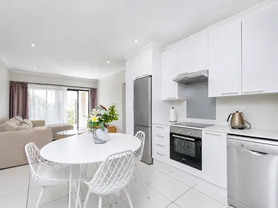 3 Bedroom Apartment For Sale in Sandton - FUaJ.webp