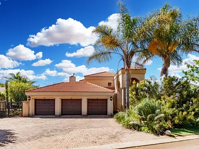5 Bedroom Townhouse For Sale in Centurion - qKTz.webp