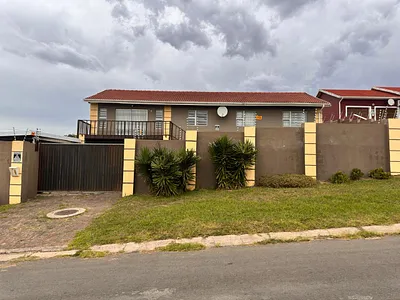 4 Bedroom House For Sale in King Williams Town - Kg6u.webp