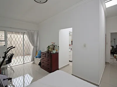 1 Bedroom Apartment To Rent in Johannesburg - Ow4O.webp