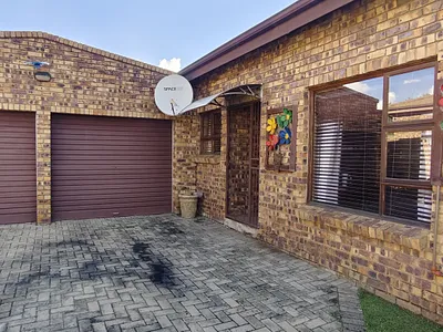 3 Bedroom House For Sale in Kriel - img