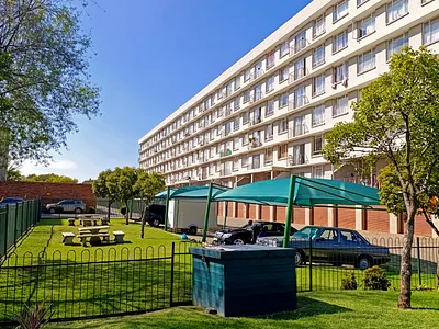 2 Bedroom Apartment For Sale in Pretoria - EsQM.webp