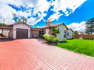 3 Bedroom House For Sale in Krugersdorp - BBvQ.webp