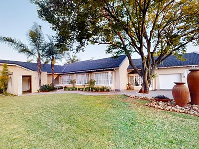 5 Bedroom House For Sale in Germiston - iydz.webp