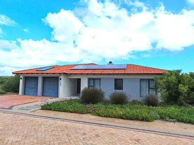3 Bedroom House For Sale in Langebaan - clOH.webp