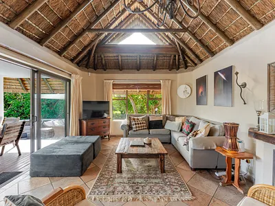 4 Bedroom House For Sale in St Francis Bay - 4IC3.webp