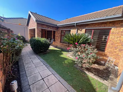 2 Bedroom Townhouse To Rent in Boksburg - img