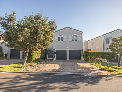 3 Bedroom Townhouse To Rent in Durbanville - img