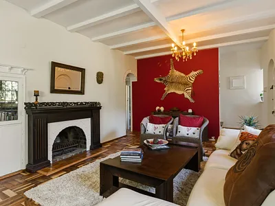 9 Bedroom House For Sale in Somerset West - piCx.webp