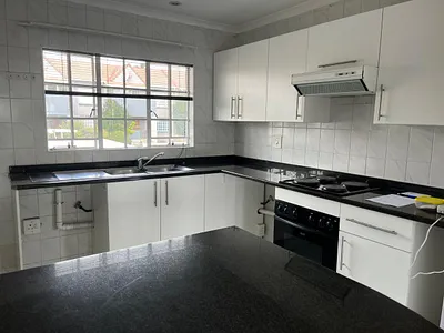 2 Bedroom Apartment For Sale in Edenvale - RS3u.webp