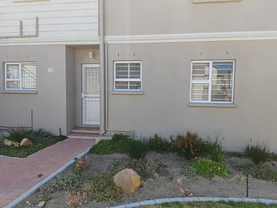 2 Bedroom Townhouse To Rent in Blouberg - CdZn.webp