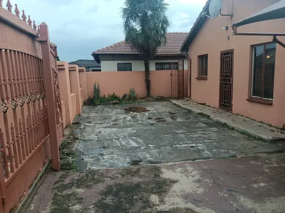 3 Bedroom House For Sale in Pretoria - XuAz.webp