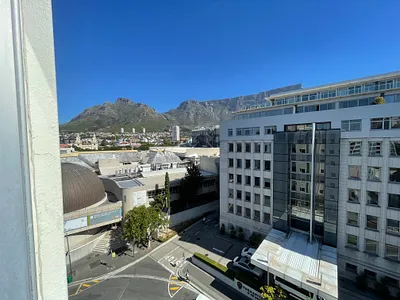 1 Bedroom Apartment To Rent in Cape Town - iCEq.webp