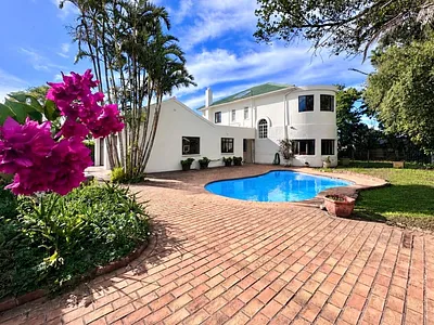4 Bedroom House For Sale in East London - 2cPY.webp