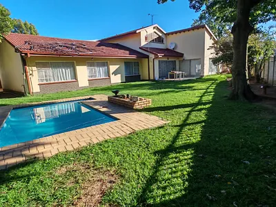 4 Bedroom House For Sale in Sasolburg - aHPS.webp