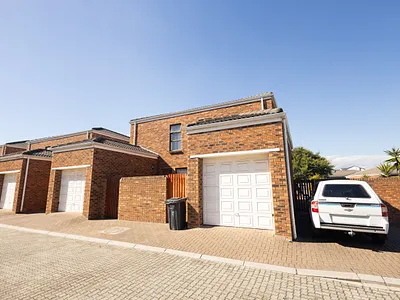 2 Bedroom Apartment For Sale in Vredelust, Bellville - jUh5.webp