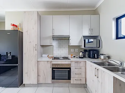 2 Bedroom Apartment For Sale in Midrand - 3pNL.webp