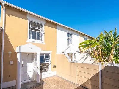 2 Bedroom Townhouse For Sale in Cape Town - img