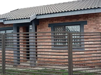 2 Bedroom House To Rent in Potchefstroom - img