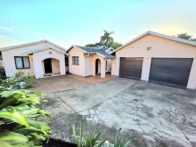 5 Bedroom House For Sale in Empangeni - VdPv.webp