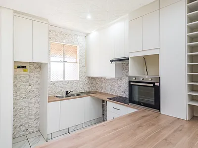 2 Bedroom Apartment For Sale in Roodepoort - ZQFO.webp