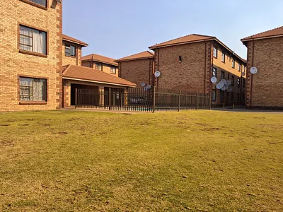0.5 Bedroom Apartment For Sale in Potchefstroom - SCli.webp