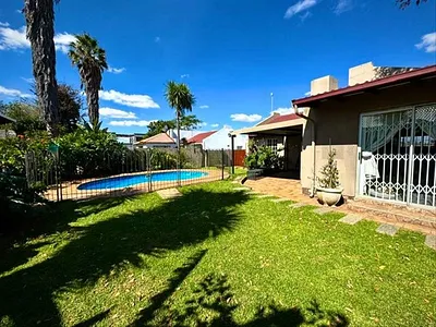 3 Bedroom House For Sale in Boksburg - 6anO.webp