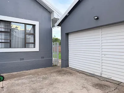 3 Bedroom House For Sale in Queenstown - img