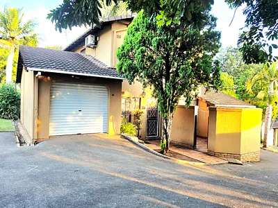 3 Bedroom Apartment For Sale in Empangeni - 0ASv.webp