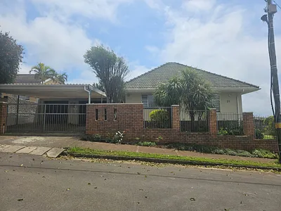 4 Bedroom House For Sale in East London - 5Wsf.webp