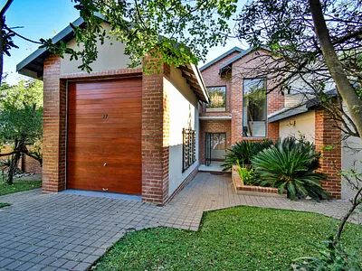 4 Bedroom House For Sale in Pretoria - RvQM.webp