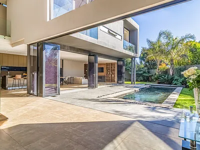 3 Bedroom House For Sale in Bedfordview - XsDM.webp