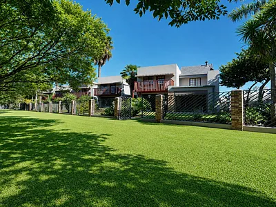 3 Bedroom Townhouse For Sale in Kempton Park - mZtJ.webp