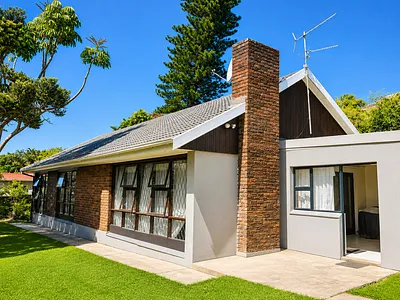 3 Bedroom House For Sale in East London - Ma4g.webp