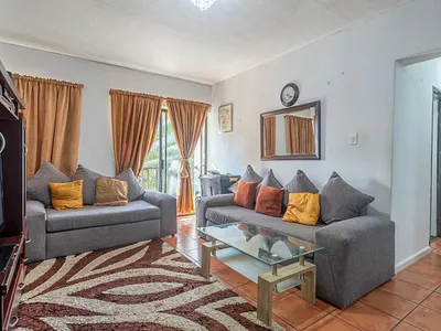 3 Bedroom Apartment For Sale in Blouberg - img