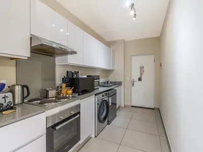 2 Bedroom Apartment For Sale in Randburg - ZGdr.webp