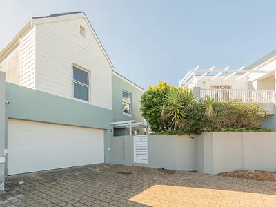 5 Bedroom House For Sale in Blouberg - aMys.webp