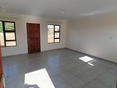 2 Bedroom House For Sale in Akasia - 8oNC.webp