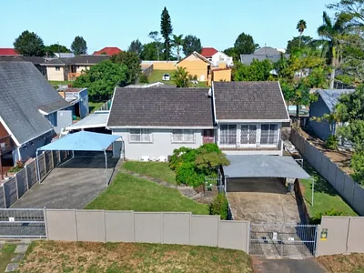 3 Bedroom House For Sale in East London - 9YBd.webp