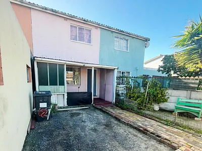 2 Bedroom House For Sale in Kuils River - img