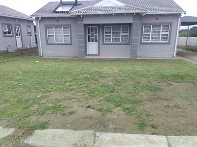 3 Bedroom Townhouse To Rent in East London - Sove.webp