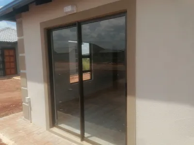 4 Bedroom House For Sale in Akasia - aOOR.webp