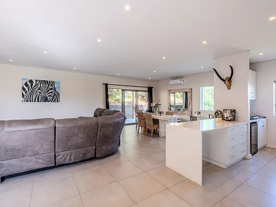 2 Bedroom Townhouse For Sale in Umhlanga - img
